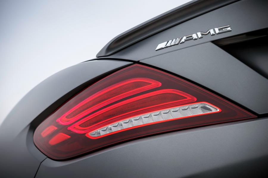 Детали экстерьера Mercedes-AMG SLC43 2016 года  (фото 9 из 40)